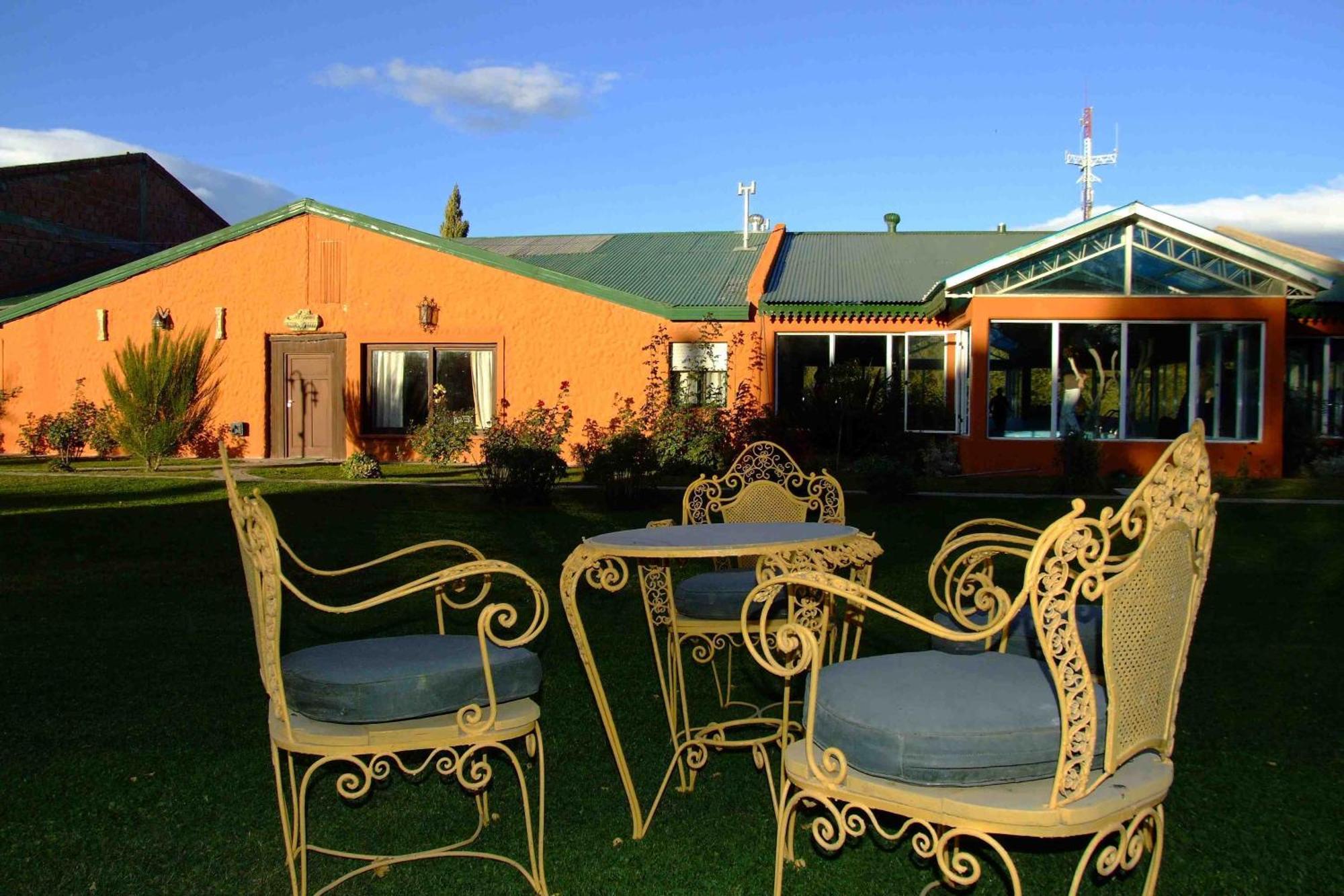 "La Loma" - Vieja Casona Aparthotel El Calafate Buitenkant foto