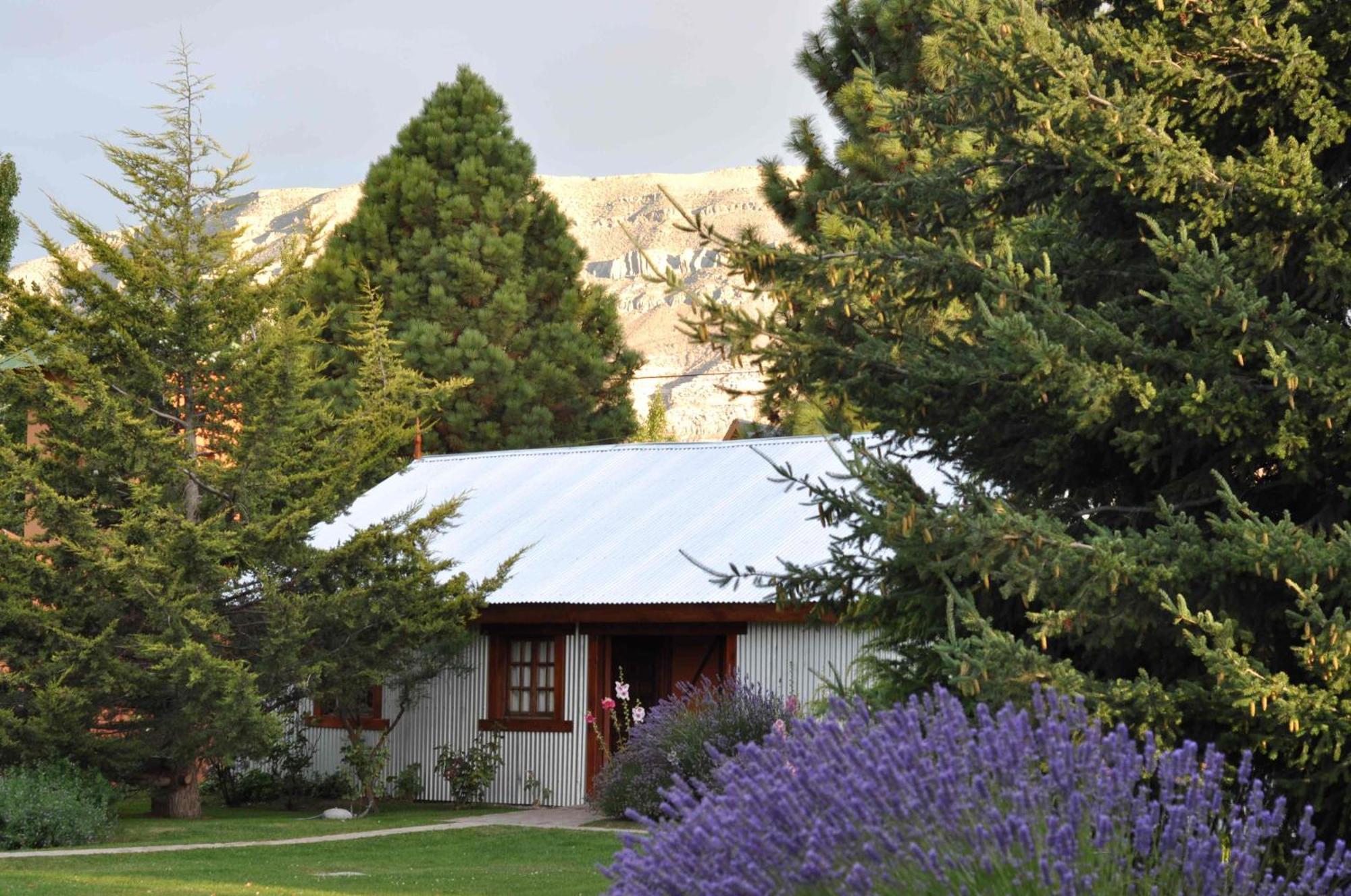 "La Loma" - Vieja Casona Aparthotel El Calafate Buitenkant foto